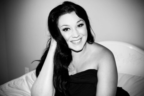 Whiskey Moans high quality pornstar gallery