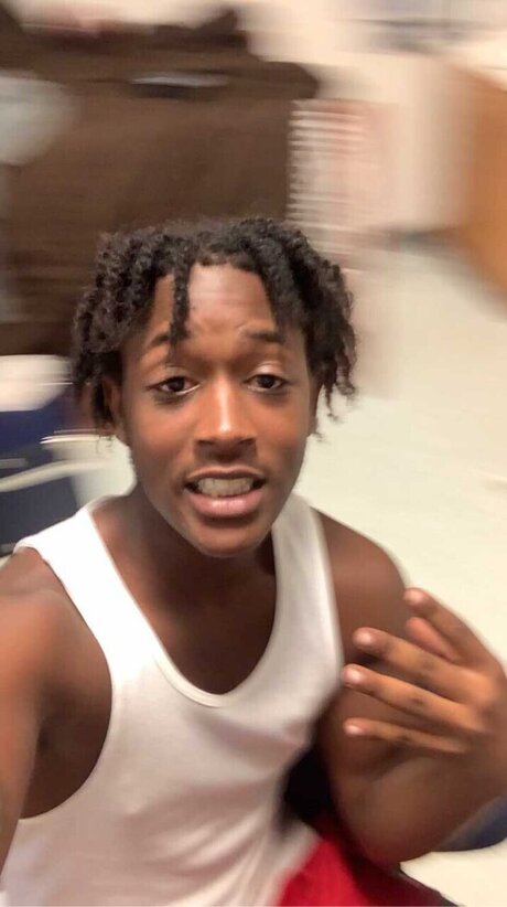 Domesticatedslu_ nude model pic