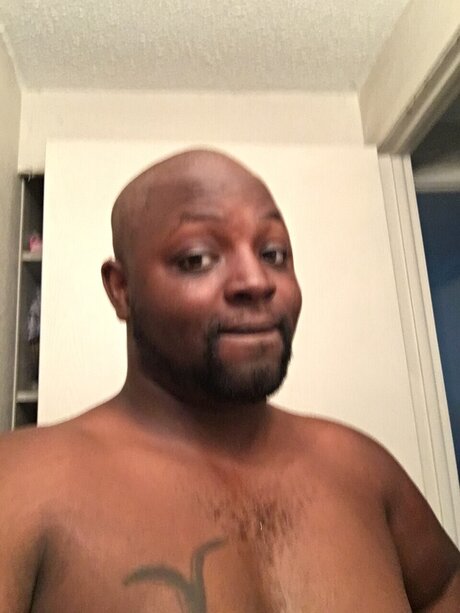 Isaac Hall naked actress galleries