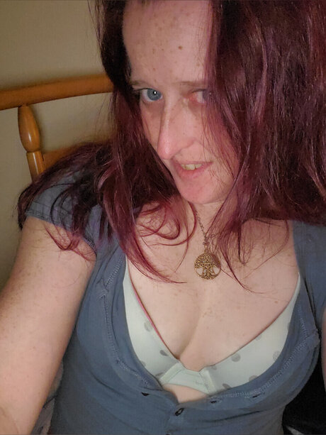 Nyx Nightshade model photo