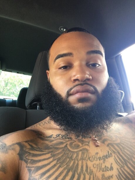 Tres Woods sexy actress pic