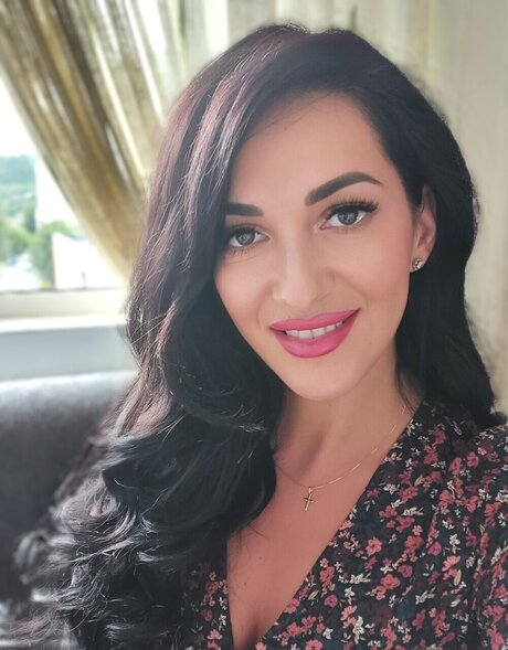 SophiaLong hd pornstar pics