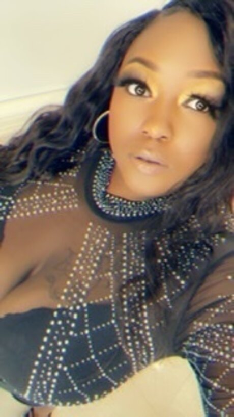 Camillia NEWS LADY star pornographic photos