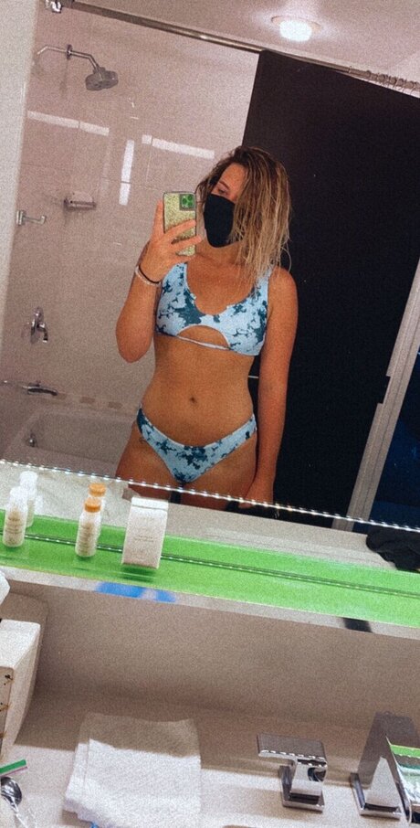 Gin_ sex model photos