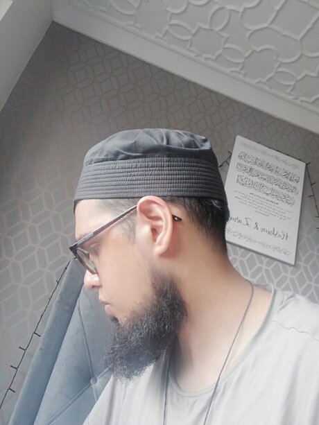 Hashim Siraj Mahmood star high quality photos