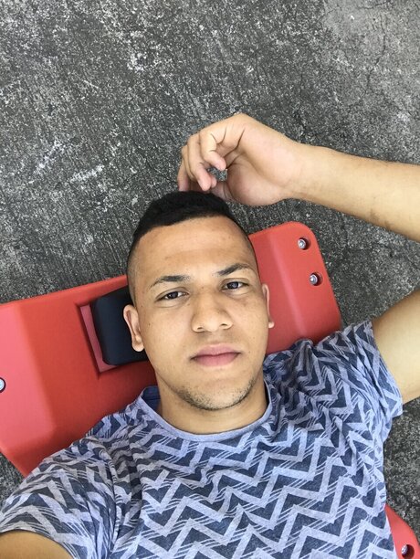 Fastbeast model hot images