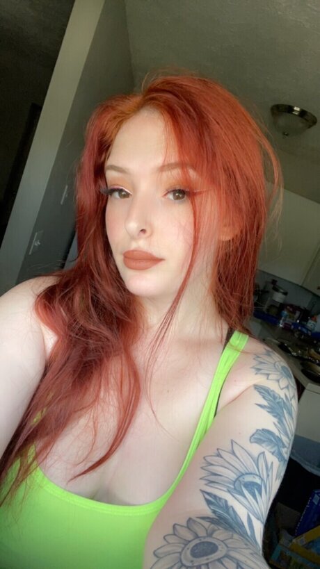 QueenRed_ perfect actress pic