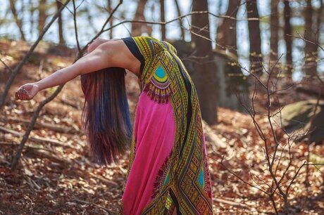 Aviva Cards hot model photos