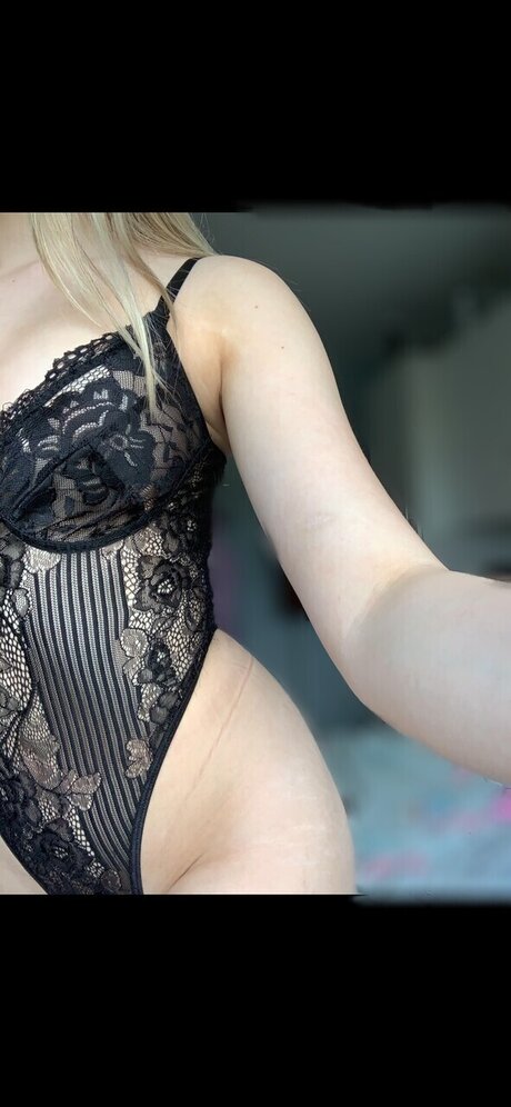 Scarlettdyaxo star erotic pic