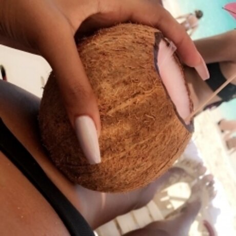 Queen Torie model adult galleries