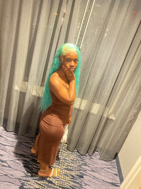 nesh nudes star gallery