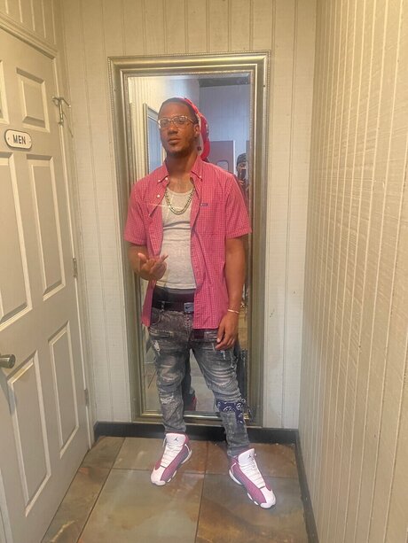 JussHussle330 nice pornstar photo