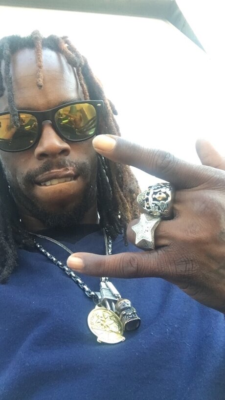 Madone free actress photos