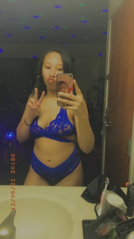 DiorAmoree pretty star img