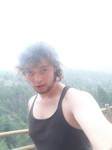 TrippieGypsy exclusive model pictures