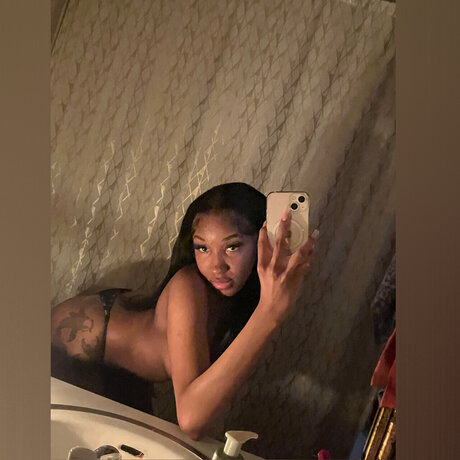 Spicy accountant_ adult model gallery