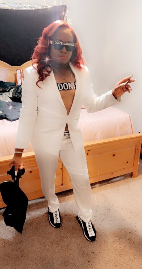 Vondraya star sex photos