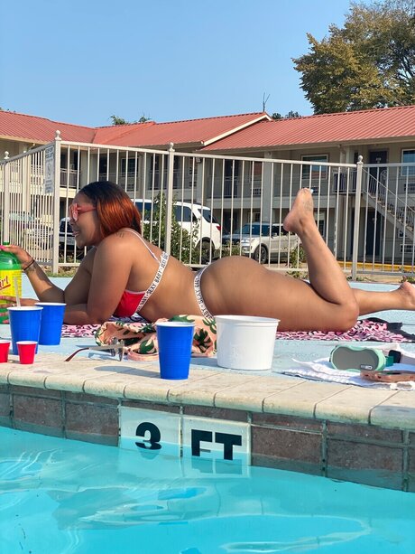 Krazykrave model naked pic