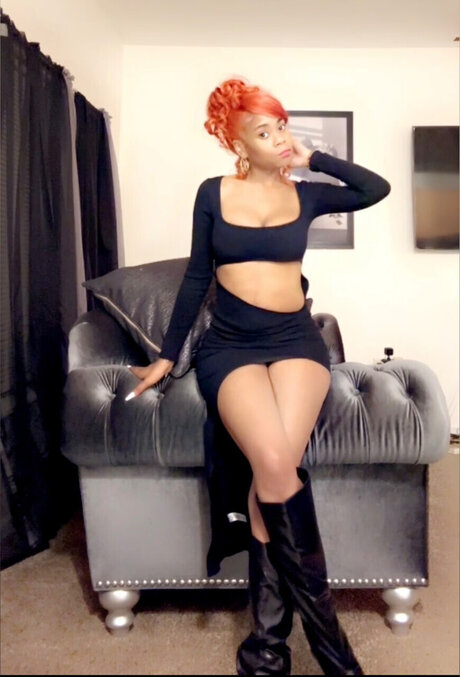 Mahogani44 hot actress pictures