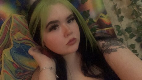 Karolyne pretty pornstar pics