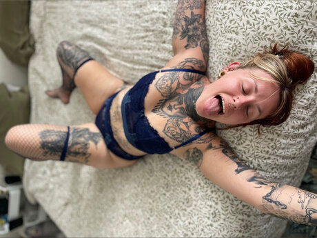 Buffy Lee free pornstar image