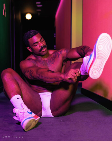 Drew YWS pornstar nudes pictures