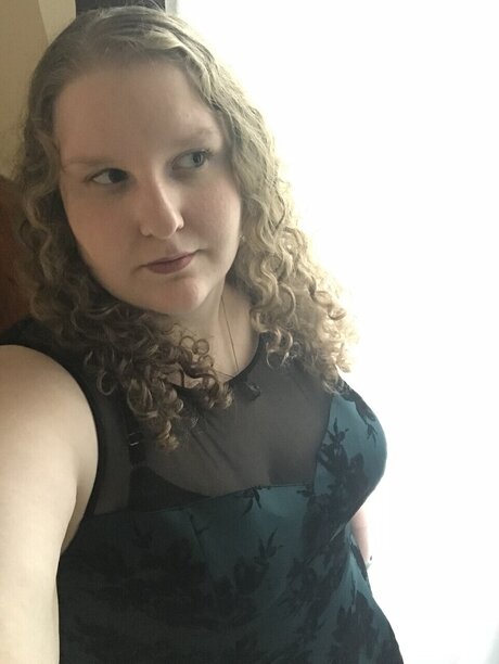 Amanda Kelly model sexy pics