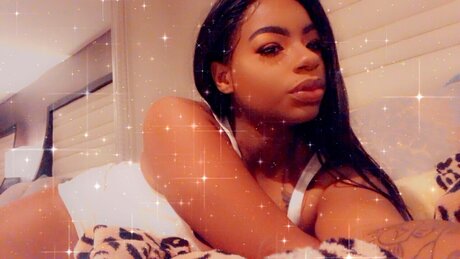 NixxiNixxxx_ xxx pornstar pic