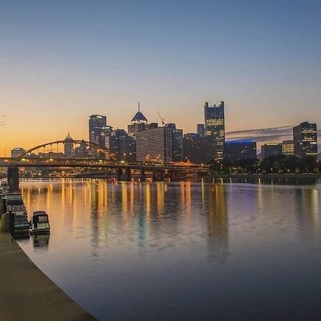 Osama Bin Thomas beautiful actress pics