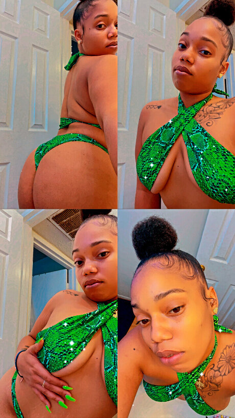 BeautifulUniiqueMariie star high quality photo