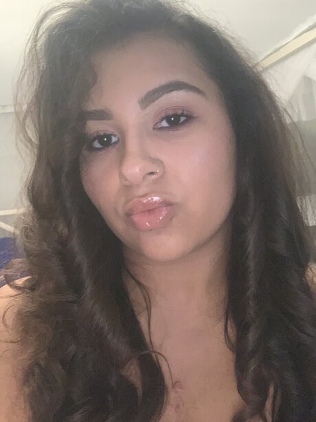 Foxy Redbone model sex pictures