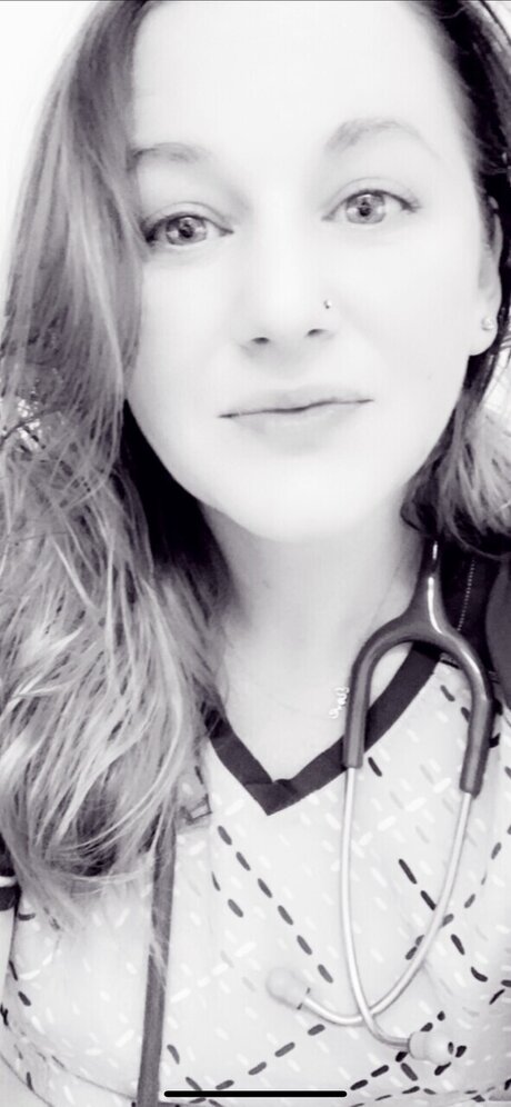 Leenie model beautiful galleries