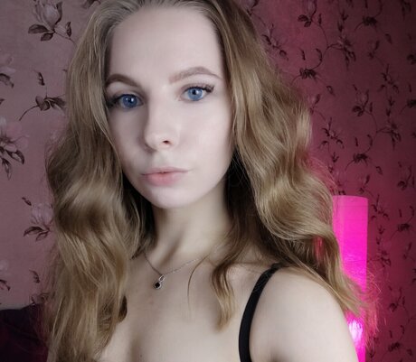 Eva Heaven hot model galleries