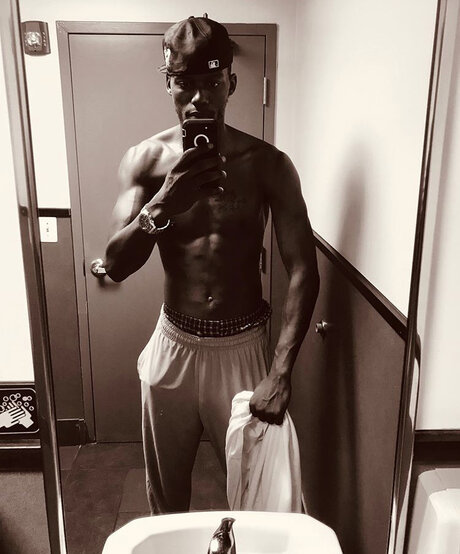 DreMonsta erotic model photos