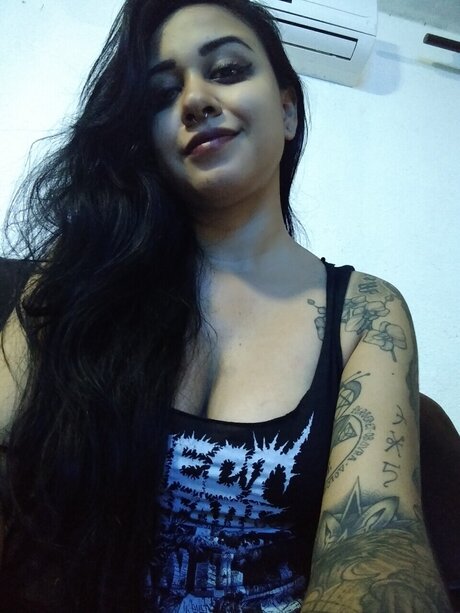 Alex Ruthless top actress pics