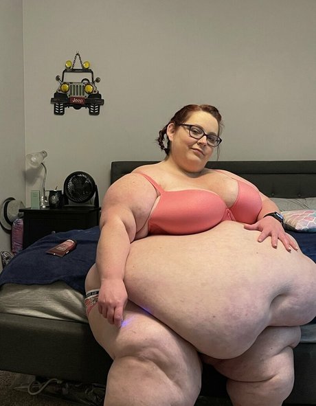 celiabbw star nude photos