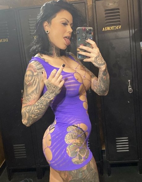 whitedovecries top model pics