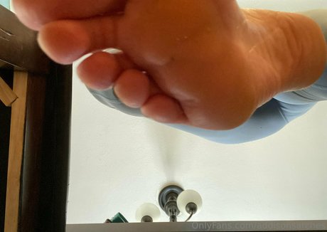 addisonsarches exclusive star pic