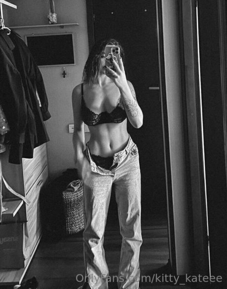 kitty kateee Profile pic