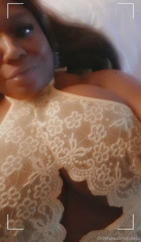 cutiecc beautiful model pics