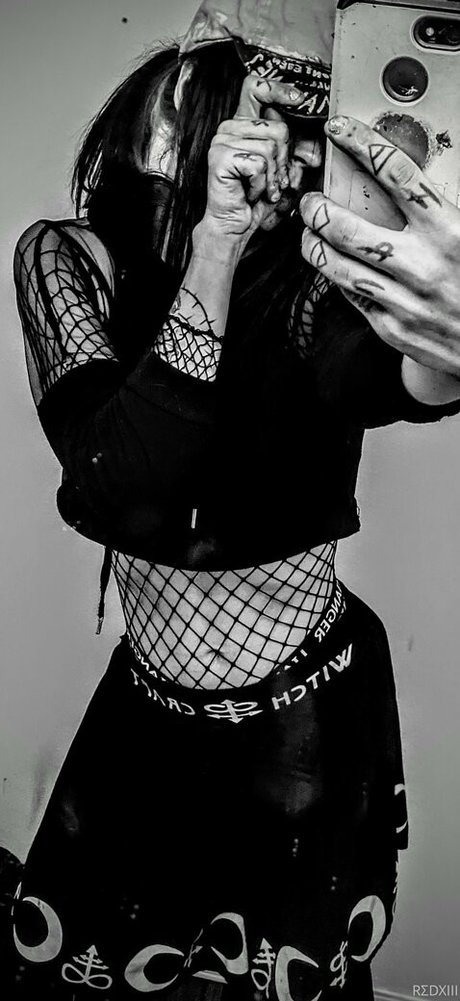 n somnium xxx actress galleries