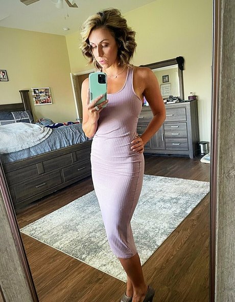 ulauryn gemini nudes pornstar archive