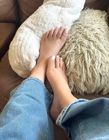 anafeetish model erotic photos