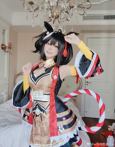 Lilium725 naked actress images