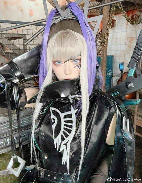 Lilium725 adult star image