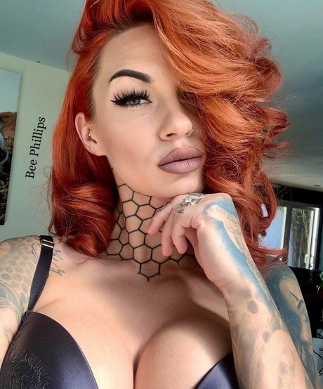 Bee Phillips pretty actress galleries