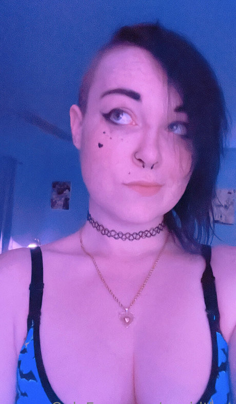 vapidthot nice model picture