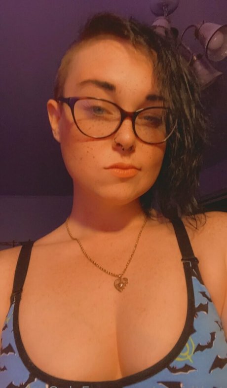 vapidthot pretty model picture