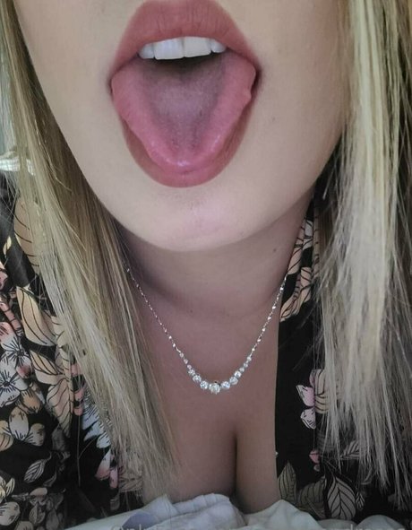 brizzybrawls beautiful pornstar pic