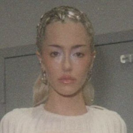 Delilah Belle Hamlin star xxx archive